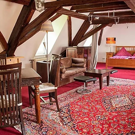 Zur Traube Hotel